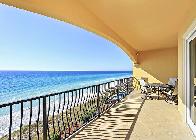 Adagio Gulfside Room