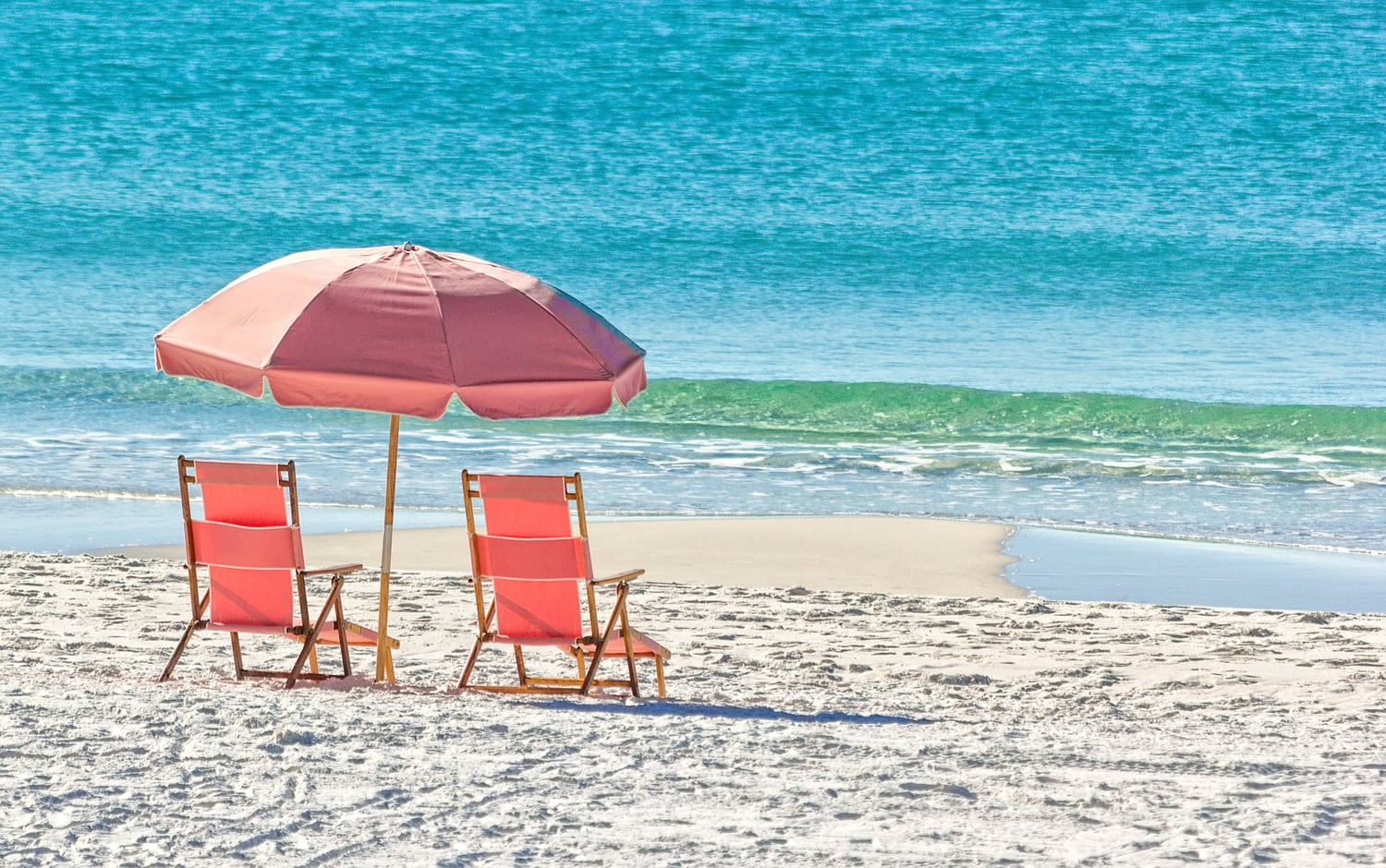 here are the top 3 beach chair rentals on 30a  adagio