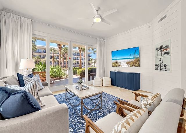 Adagio D-101 - Beautiful Poolside Corner Unit!